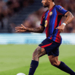 Gabriel Jesus brilha em estreia como titular e garante vitória do Barcelona