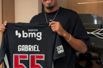 Gabriel Pereira: a trajetória do reforço do Vasco que saiu da várzea para a Europa