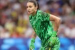 Goleira Lorena conquista vigésima oitava posição na Bola de Ouro