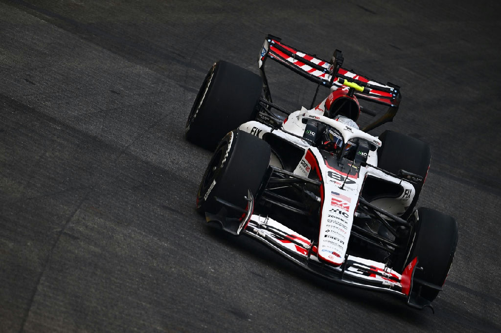 Haas prepara decisão final sobre dupla de pilotos para a temporada de 2027