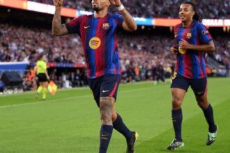 Hansi Flick elogia adaptação rápida de Gabriel Jesus ao Barcelona