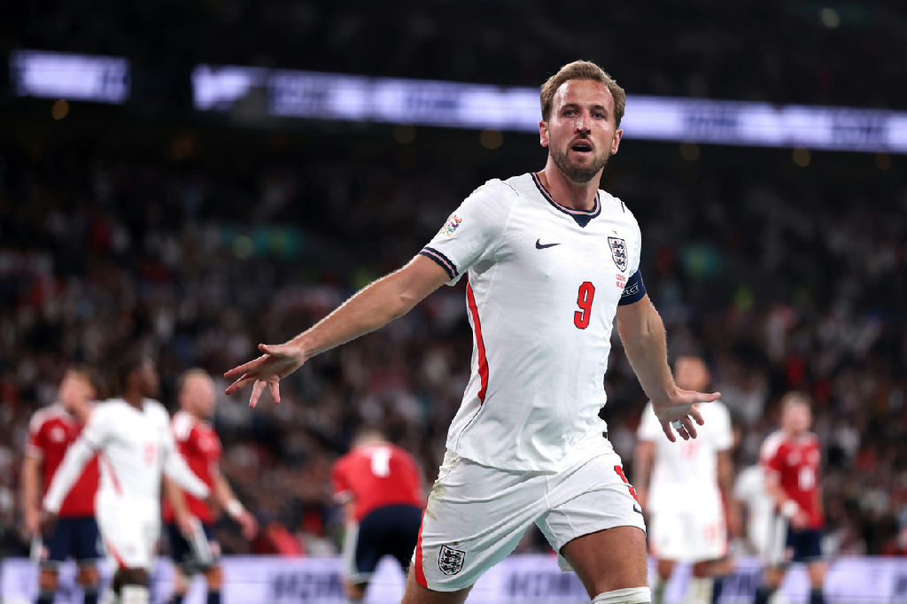Harry Kane lidera Inglaterra em vitória dominante sobre a Tchéquia em Londres