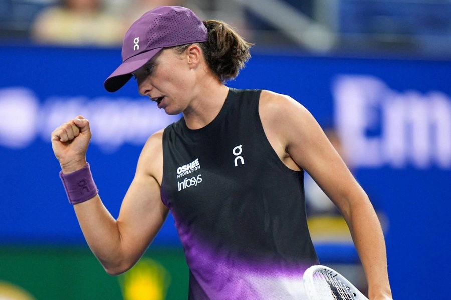 Iga Swiatek opera virada histórica e avança às oitavas no WTA 1000 de Pequim