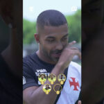 Jogadores do Vasco participam de desafio sobre craques da Seleção Brasileira