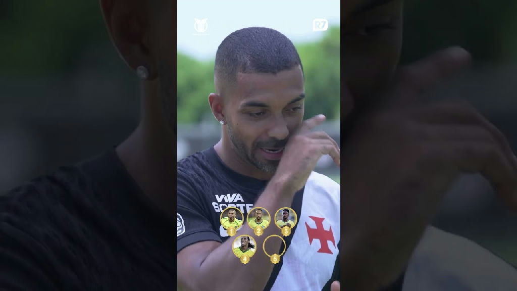 Jogadores do Vasco participam de desafio sobre craques da Seleção Brasileira