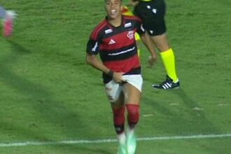 Joshua comete gesto obsceno após garantir classificação do Flamengo na Copa do Brasil sub-20