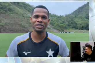 Júnior Santos emociona narrador botafoguense com mensagem sobre gol histórico