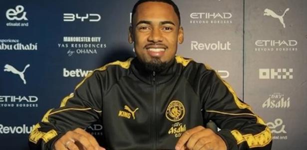 Justiça determina que Palmeiras apresente contratos da venda de Allan