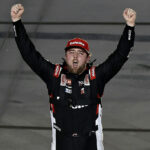Kaden Honeycutt domina em Phoenix e abre vantagem na liderança da Nascar Truck