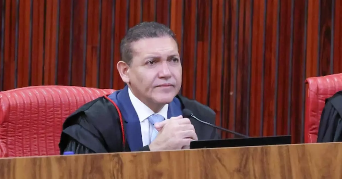 Kassio Nunes Marques descarta interferência externa e foca no combate à desinformação no TSE