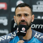 Leandro Castan aciona justiça para cobrar dívida milionária do Vasco