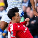 Leeds arranca empate do Manchester United e aprofunda crise do clube na Premier League