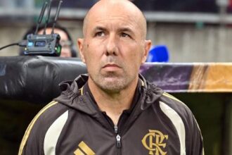 Leonardo jardim evita definir substituto de arrascaeta no flamengo