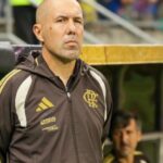 Leonardo Jardim exalta elenco e tira o mérito pessoal sobre a eficácia do Flamengo
