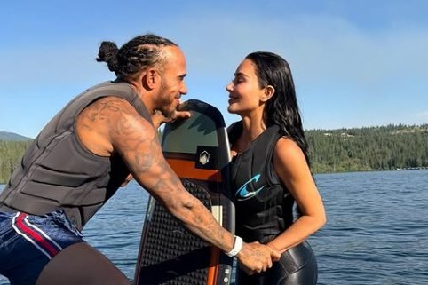 Lewis Hamilton fala sobre a convivência com os filhos de Kim Kardashian