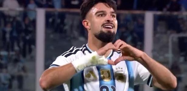 Lionel Scaloni elogia versatilidade de Flaco López após primeiro gol pela Argentina