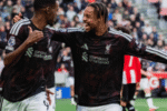 Liverpool bate o brentford de virada fora de casa pelo campeonato