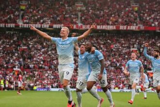 Liverpool e Manchester City medem forças em clássico decisivo pela Premier League