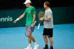 Lleyton Hewitt integra equipe técnica de Alex de Minaur em parceria temporária