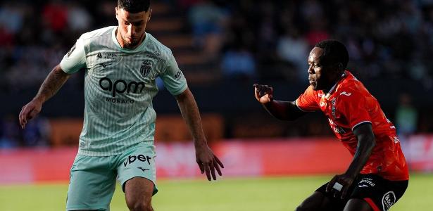 Lorient surpreende o Monaco e Paris Saint-germain assume a liderança do Francês