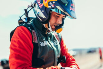 Lucas Moraes supera capotamento e garante quarto lugar na penúltima etapa do Rally do Marrocos