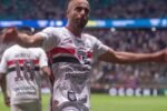 Lucas Moura aponta desatenção do São Paulo após derrota para o Bahia