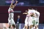 Lucas retorna ao time titular do São Paulo após meses afastado