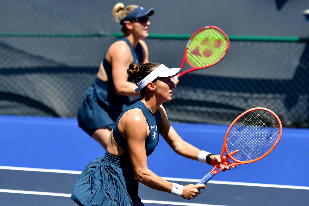 Luísa Stefani e Gabriela Dabrowski estreiam com vitória no WTA 1000 de Pequim