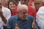 Lula mobiliza militância em São Paulo e cobra posicionamento sobre jornada de trabalho