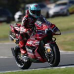 Márc Márquez supera queda precoce e garante pole position na Austrália