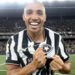 Marçal celebra vitória do Botafogo e destaca privilégio de defender o clube