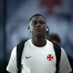 Marino hinestroza ganha espaço e deve ser titular no vasco