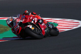Márquez acirra disputa pelo título da Motogp e se aproxima de Martín após vitória no Japão