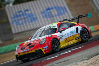 Matheus Comparatto e Felipe Baptista garantem pole position na endurance em Brasília