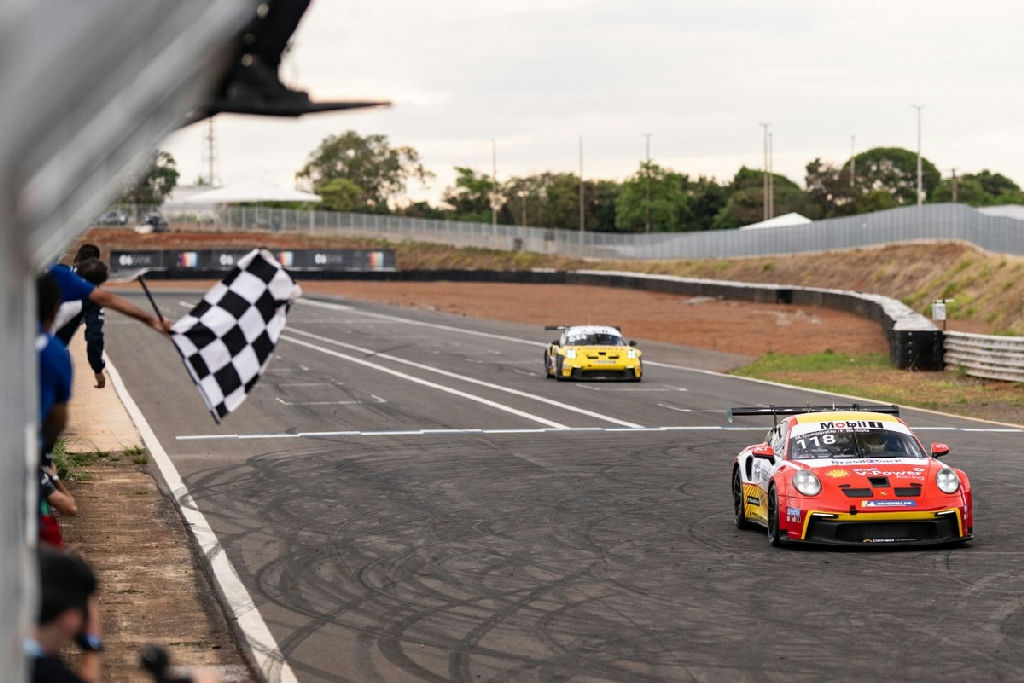 Matheus Comparatto e Felipe Baptista vencem em Brasília e assumem liderança da Porsche Endurance