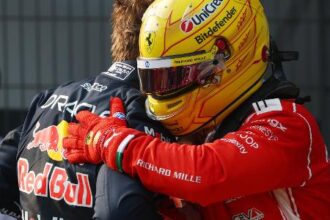Max Verstappen conquista pole position em GP da Malásia marcado por desafios técnicos