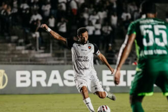 Meia Nenê lidera grupo de investidores para comprar a SAF do Botafogo da Paraíba