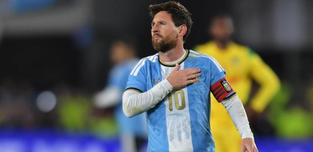 Messi oficializa aposentadoria da seleção argentina e recebe homenagem de Cristiano Ronaldo