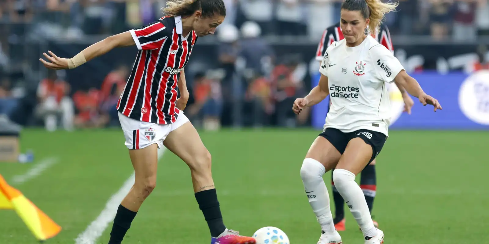 Morumbis recebe final do Brasileirão Feminino 2026 entre São Paulo e Corinthians neste sábado