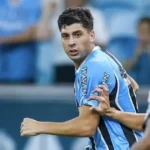 Nardoni sofre lesão muscular e desfalca o Grêmio em sequência decisiva