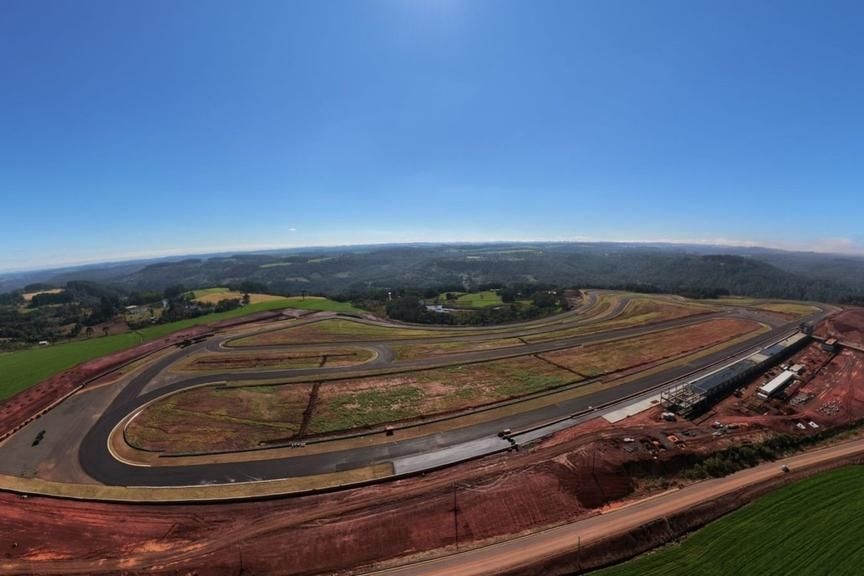 NASCAR Brasil oficializa uso de traçado oval em Chapecó para abertura dos playoffs