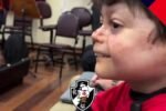 Orquestra do corpo de bombeiros surpreende pequeno gui com hino do vasco