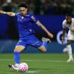 Palmeiras supera o Bragantino na Arena Barueri e assume a ponta do Brasileirão