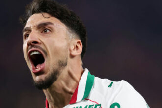 Palmeiras vence athletico com valentia e assume a lideranca do brasileirao