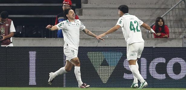 Palmeiras vence o Athletico fora de casa e assume a liderança do campeonato