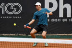 Pedro Boscardin supera Guto Miguel e avança à semifinal em Curitiba