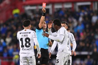 Piero Maza é escalado para Boca Juniors e Vasco sob sombra de erro na Sul-americana