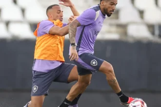 Planejamento alvinegro define futuro de contratos e renovações no elenco
