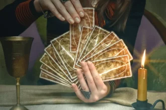 Previsões do tarot revelam oportunidades e mudanças para os doze signos