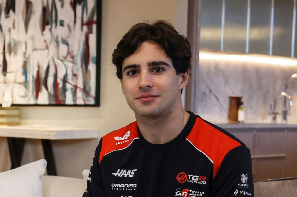 Rafael Câmara é confirmado como novo piloto da Haas na Fórmula 1 para 2027